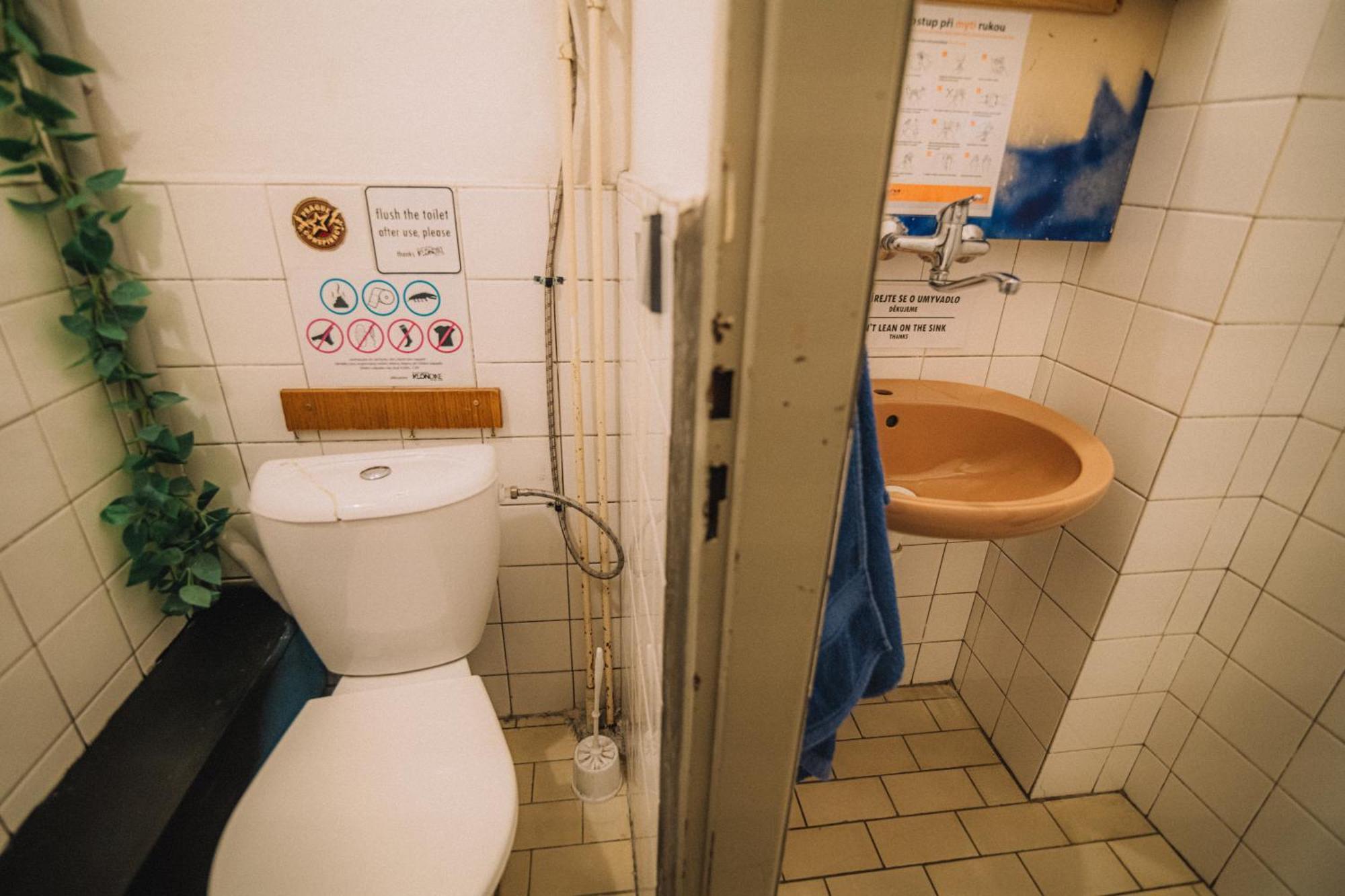 פק פוד סנז'קו Hostel Klondike מראה חיצוני תמונה